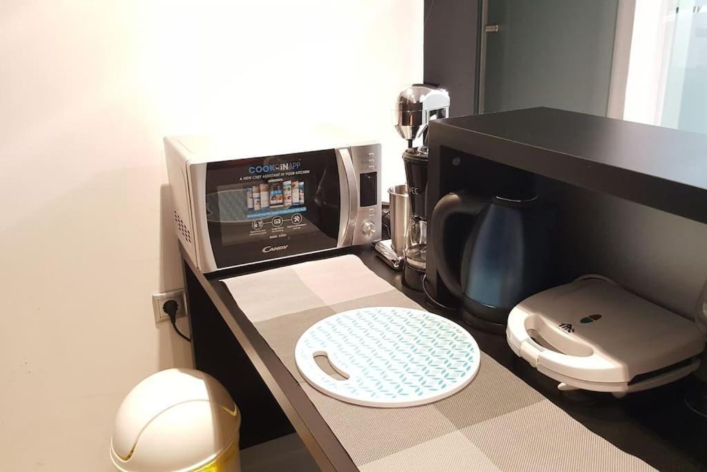 Modern Office Apartment.Wifi,2A/C,Luxury Fur/Tures Thessaloniki Exterior photo