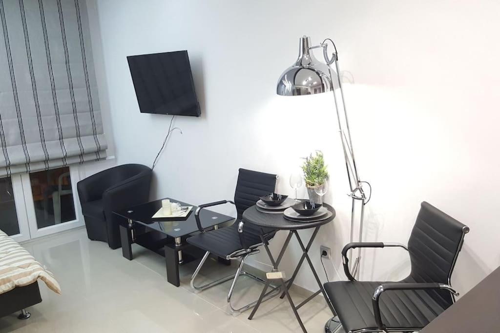 Modern Office Apartment.Wifi,2A/C,Luxury Fur/Tures Thessaloniki Exterior photo